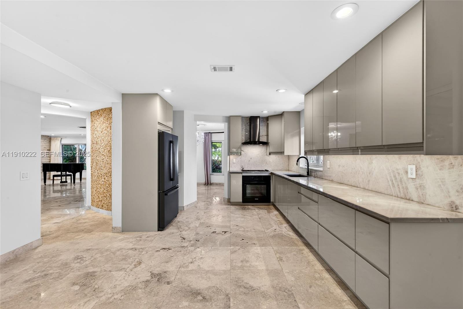 Pompano Beach, Florida, 33062, United States, 4 Bedrooms Bedrooms, ,3 BathroomsBathrooms,Residential,Active,2001345