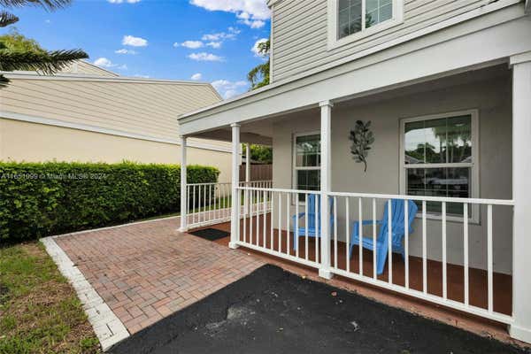 162 SW 159TH WAY, SUNRISE, FL 33326, photo 4 of 38