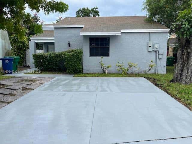 2421 SW 84TH AVE, MIRAMAR, FL 33025, photo 1 of 19