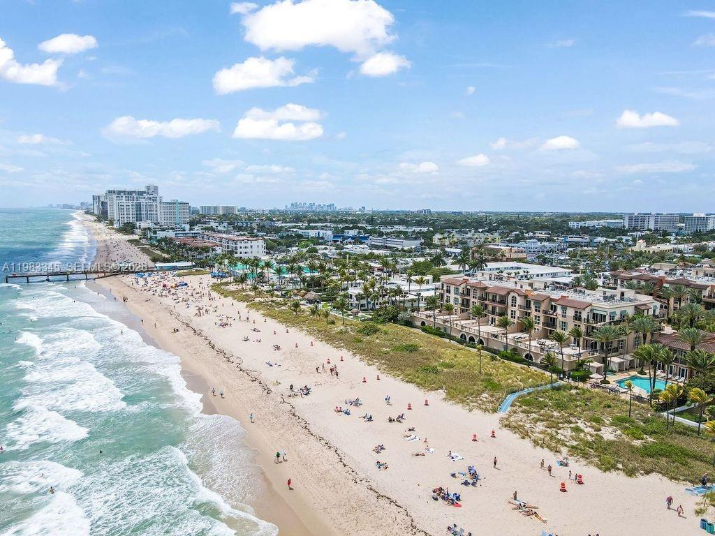 Lauderdale By The Sea, Florida, 33308, United States, 2 Bedrooms Bedrooms, ,2 BathroomsBathrooms,Residential,Active,2026763