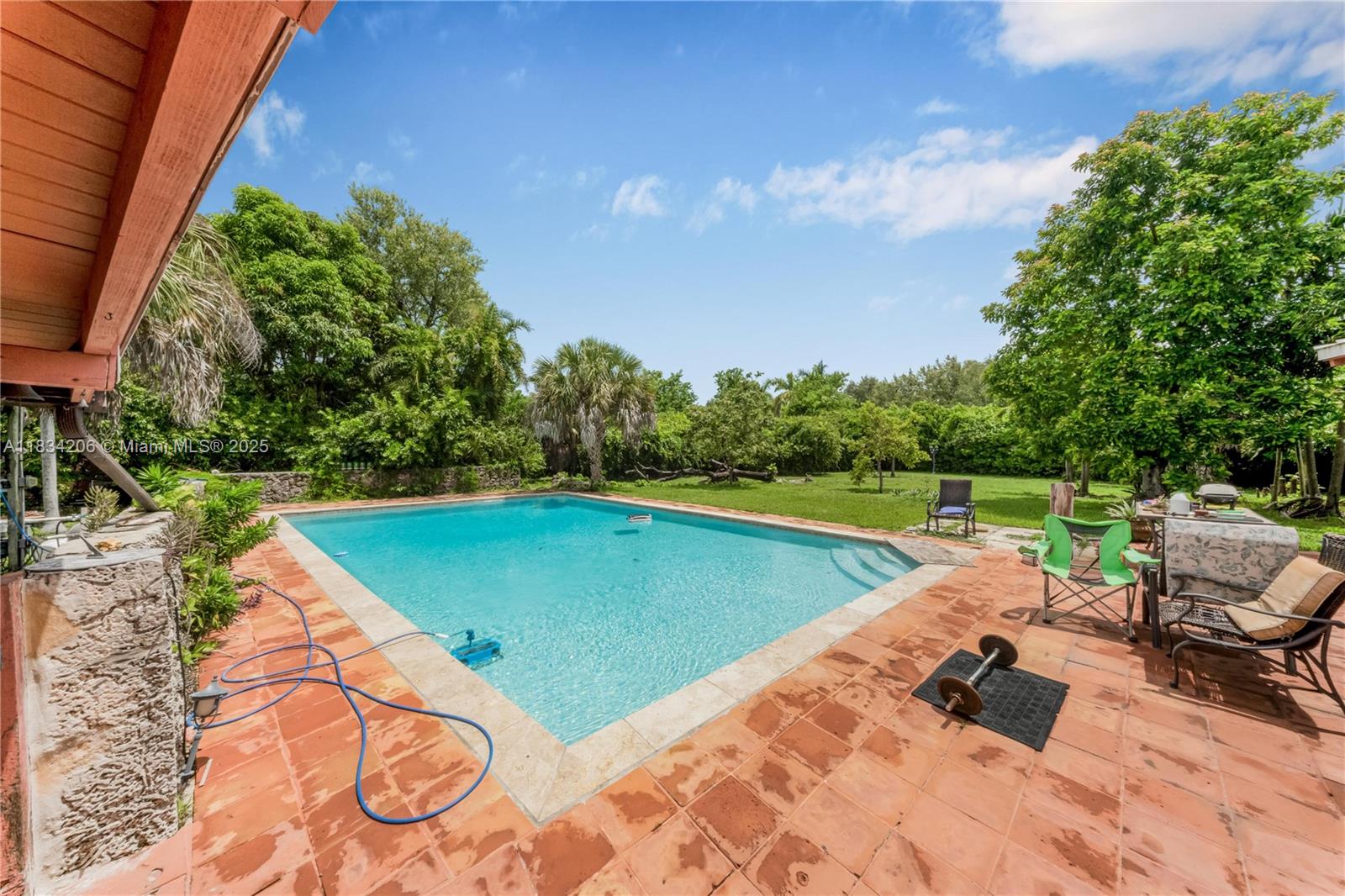 Pinecrest, Florida, 33156, United States, 3 Bedrooms Bedrooms, ,2 BathroomsBathrooms,Residential,Active,1884905