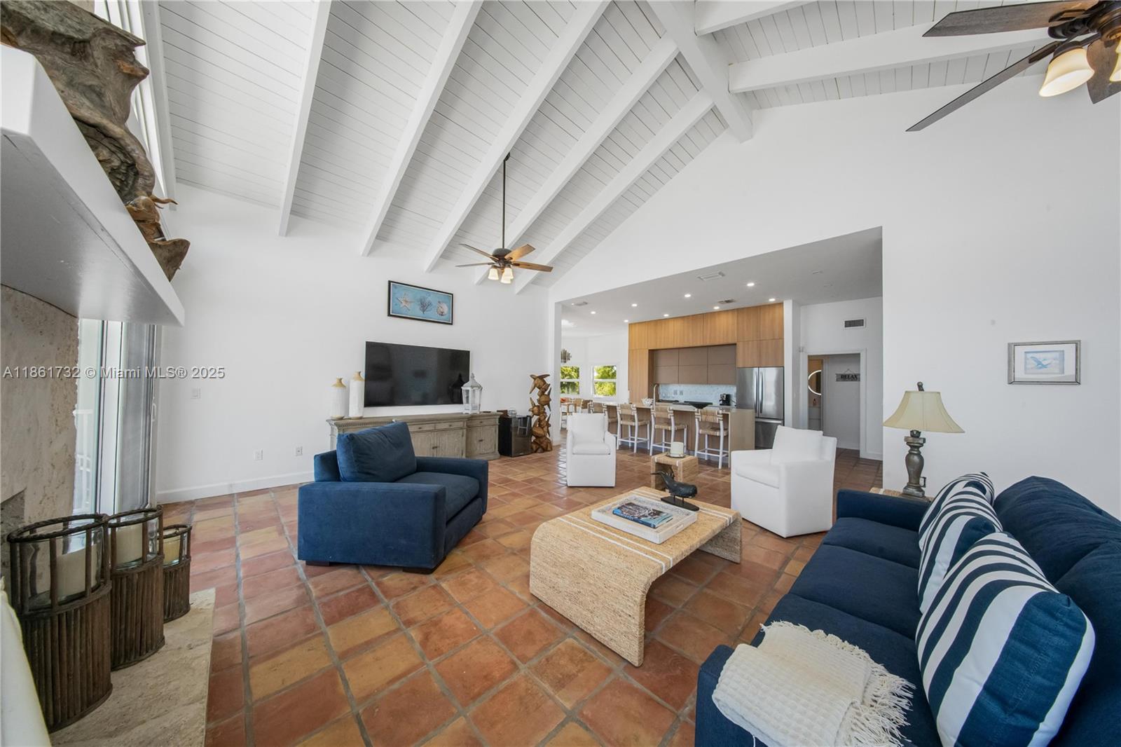 Islamorada, Florida, 33036, United States, 3 Bedrooms Bedrooms, ,4 BathroomsBathrooms,Residential,Active,1920260