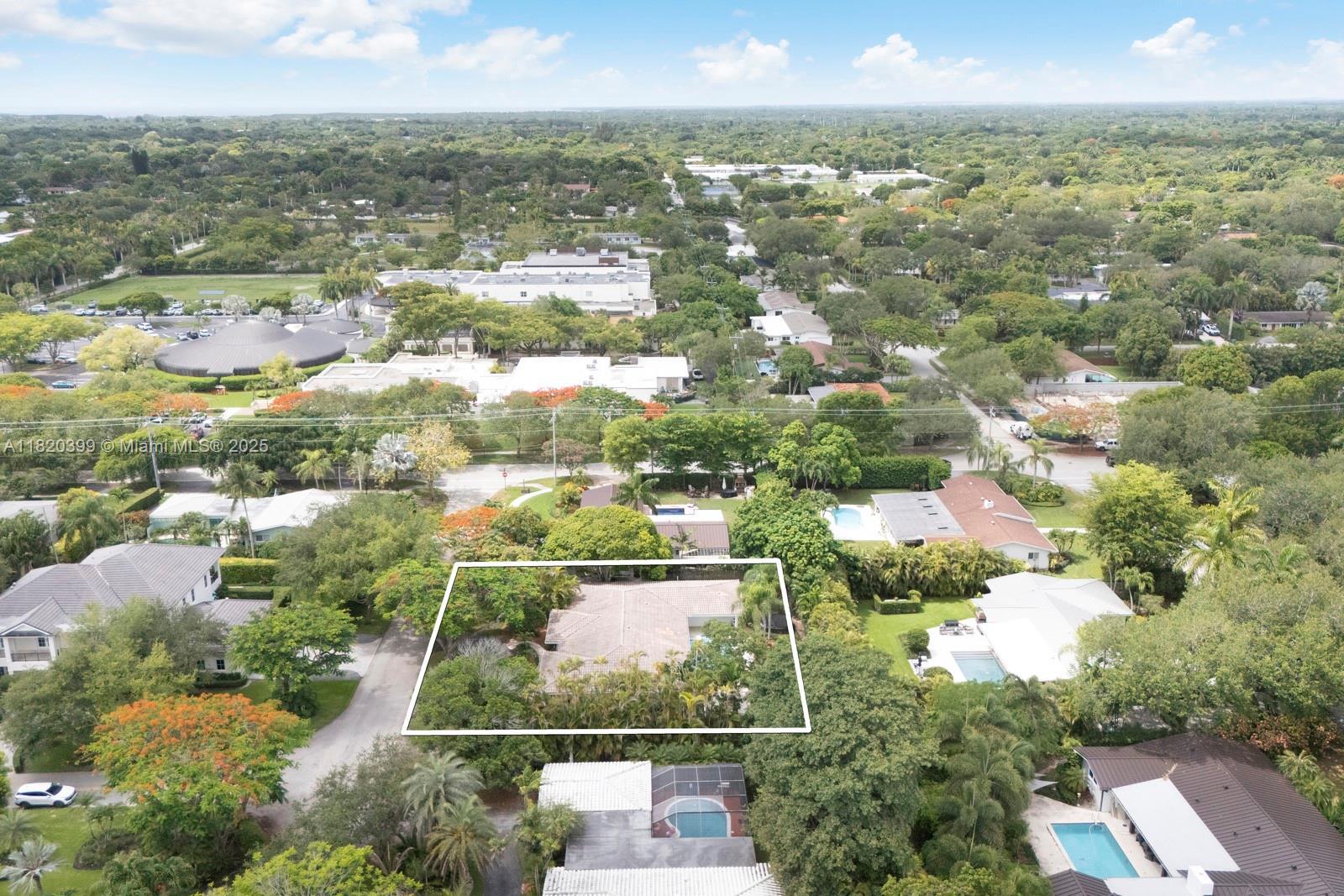 Pinecrest, Florida, 33156, United States, 4 Bedrooms Bedrooms, ,3 BathroomsBathrooms,Residential,Active,1990657