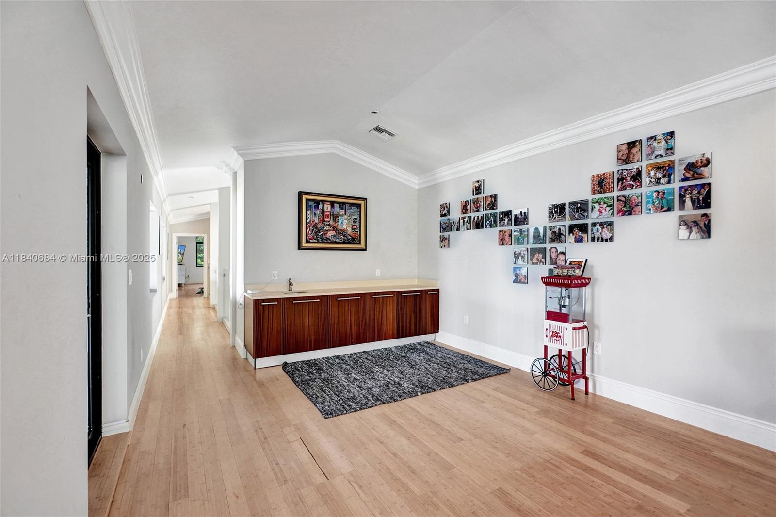 Miami, Florida, 33176, United States, 6 Bedrooms Bedrooms, ,4 BathroomsBathrooms,Residential,Active,1892592