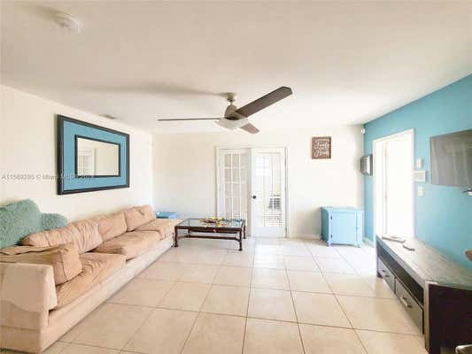 300 SW 14TH CT, FORT LAUDERDALE, FL 33315, photo 3 of 18