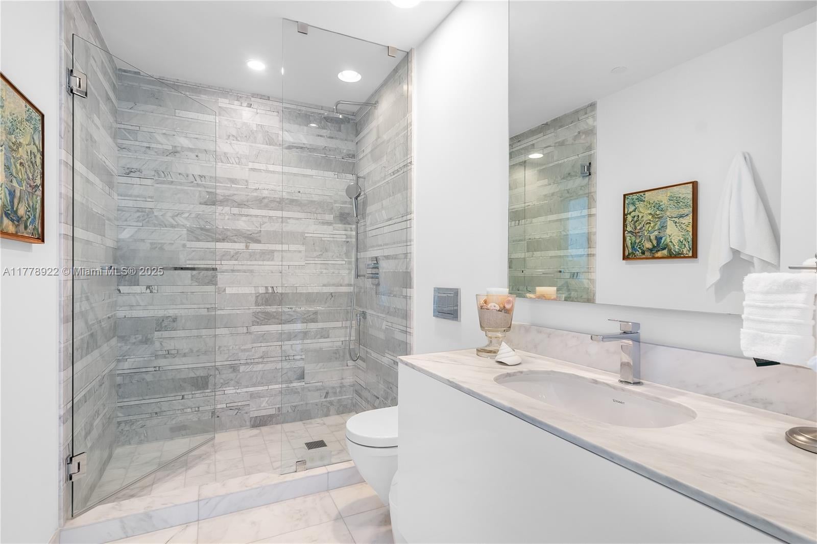 Bal Harbour, Florida, 33154, United States, 2 Bedrooms Bedrooms, ,3 BathroomsBathrooms,Residential,Active,1764112