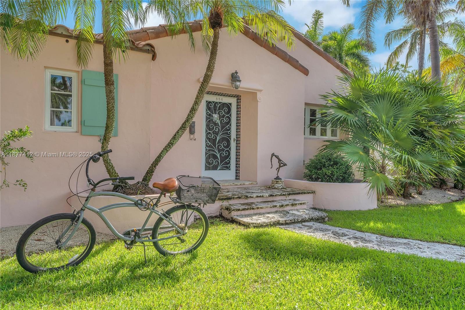 Hollywood, Florida, 33019, United States, 4 Bedrooms Bedrooms, ,6 BathroomsBathrooms,Residential,Active,1946512