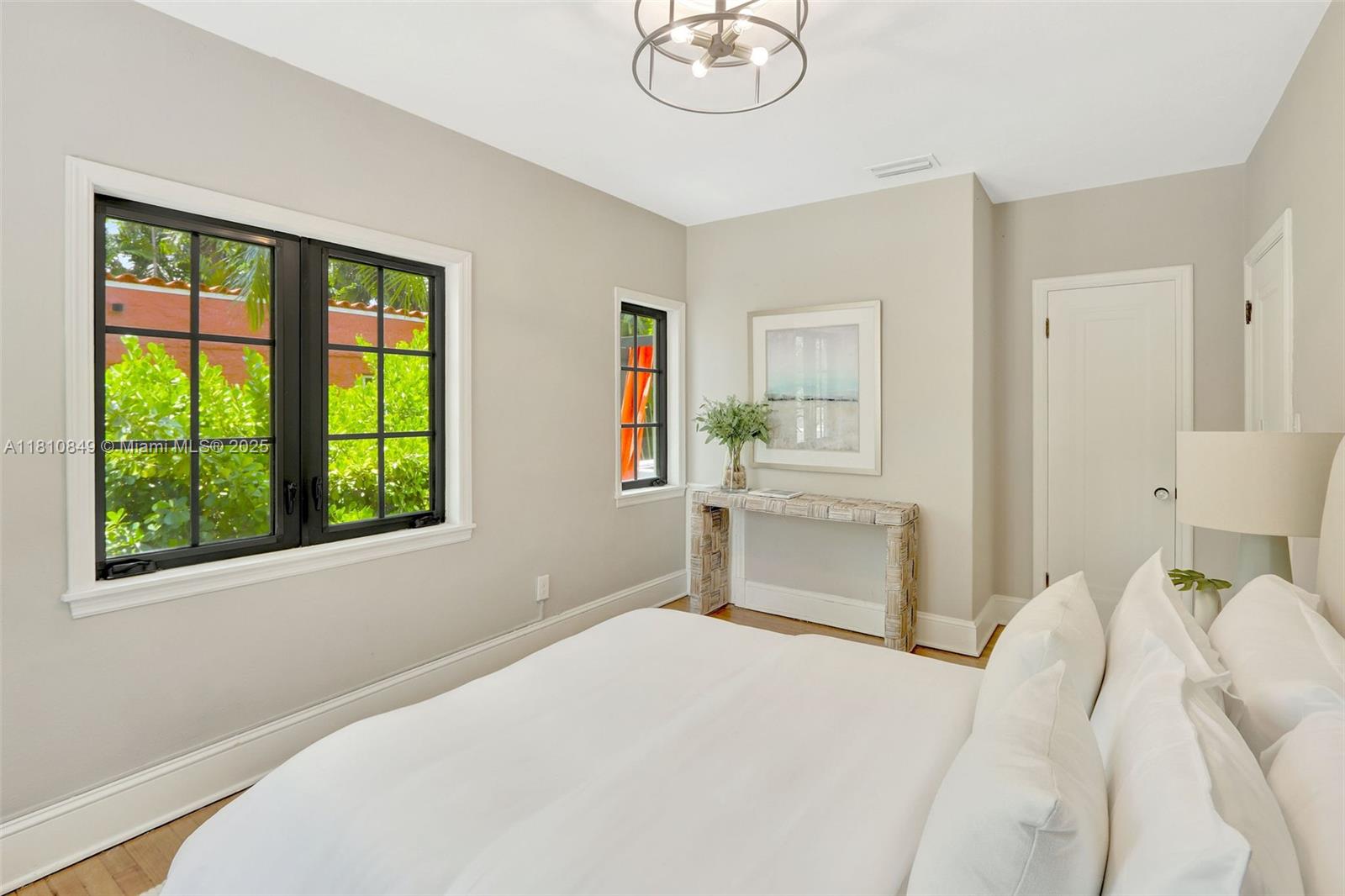 Coral Gables, Florida, 33134, United States, ,3 BathroomsBathrooms,Residential,Active,1829900