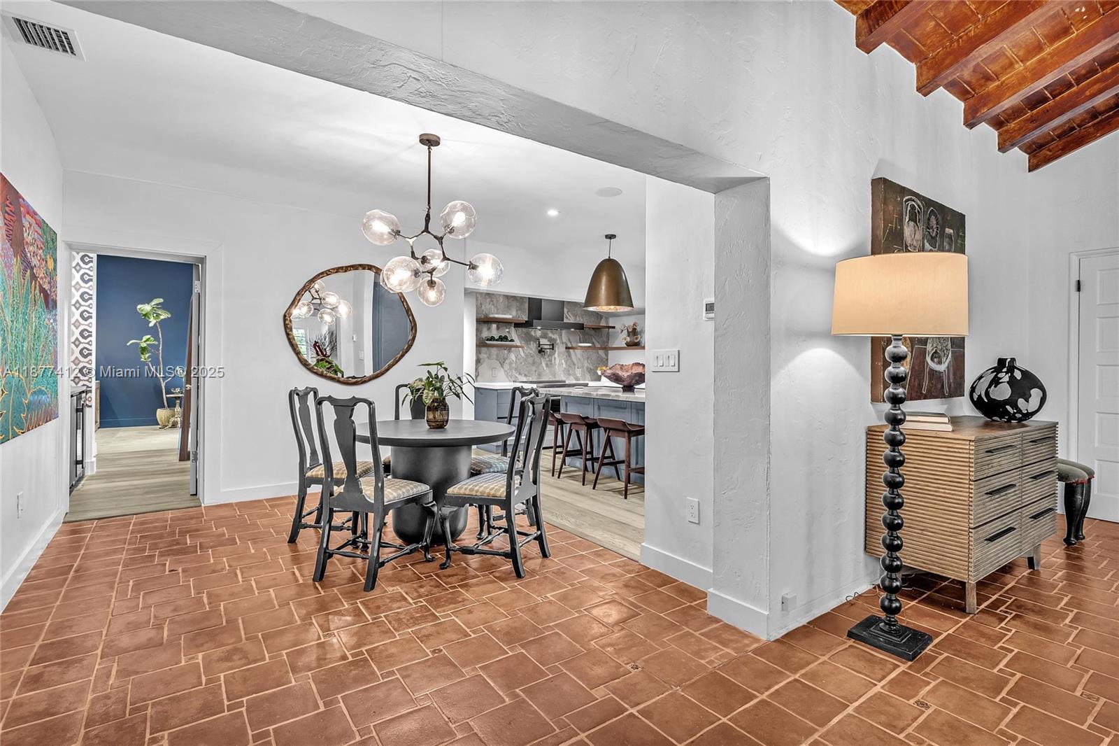 Hollywood, Florida, 33019, United States, 4 Bedrooms Bedrooms, ,6 BathroomsBathrooms,Residential,Active,1946512