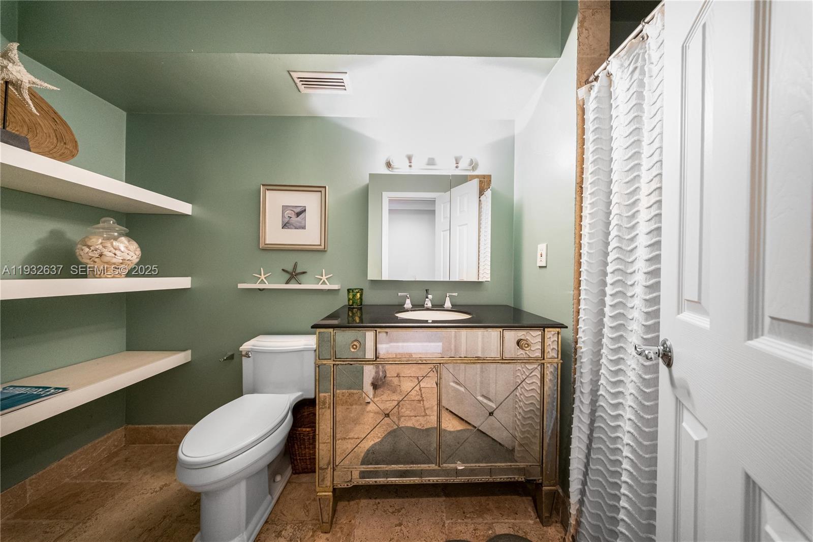 Miami, Florida, 33176, United States, 3 Bedrooms Bedrooms, ,3 BathroomsBathrooms,Residential,Active,2007081