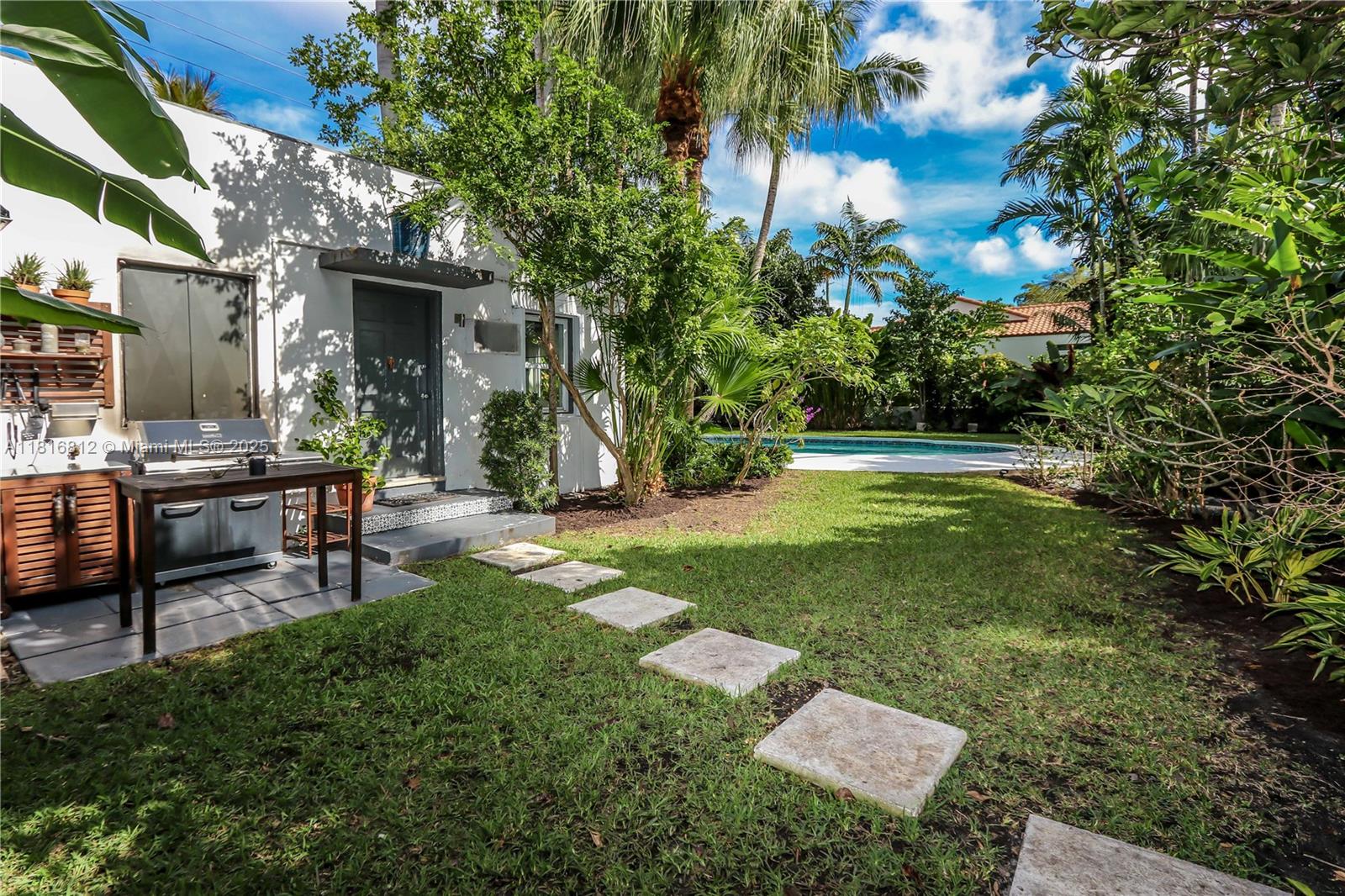 Hollywood, Florida, 33019, United States, 4 Bedrooms Bedrooms, ,4 BathroomsBathrooms,Residential,Active,1843428