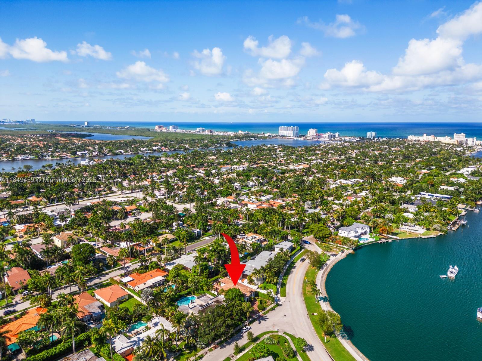 Hollywood, Florida, 33019, United States, 5 Bedrooms Bedrooms, ,3 BathroomsBathrooms,Residential,Active,1904697