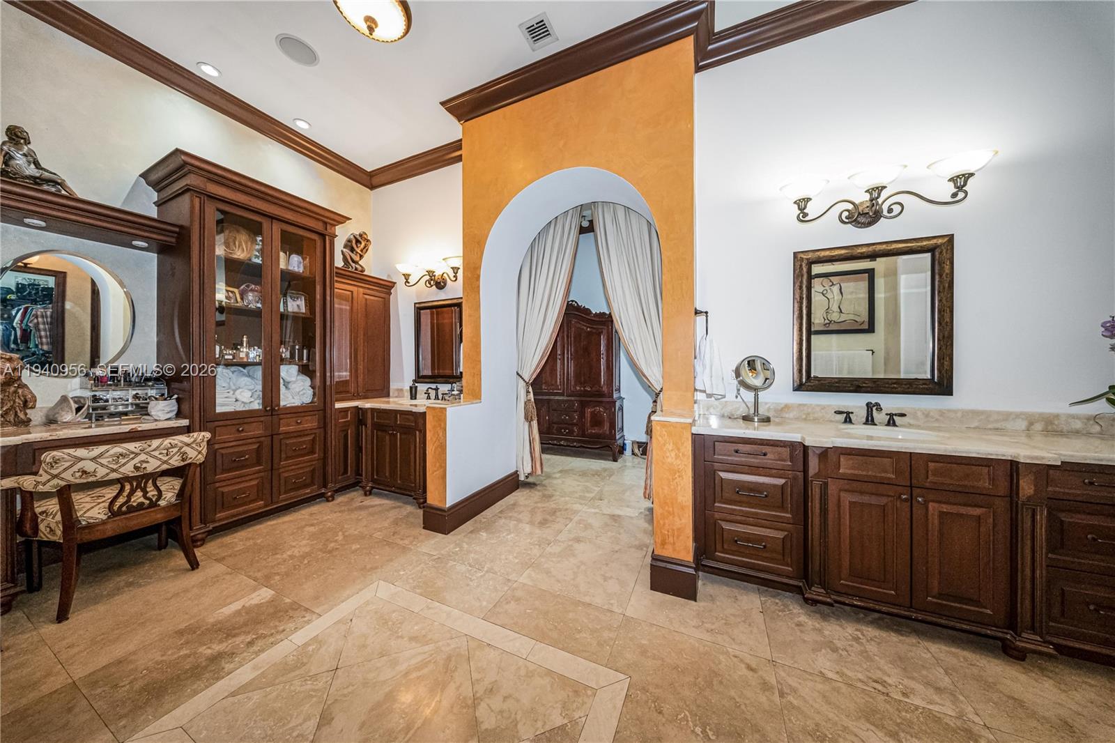 Miami, Florida, 33143, United States, 7 Bedrooms Bedrooms, ,8 BathroomsBathrooms,Residential,Active,2011877