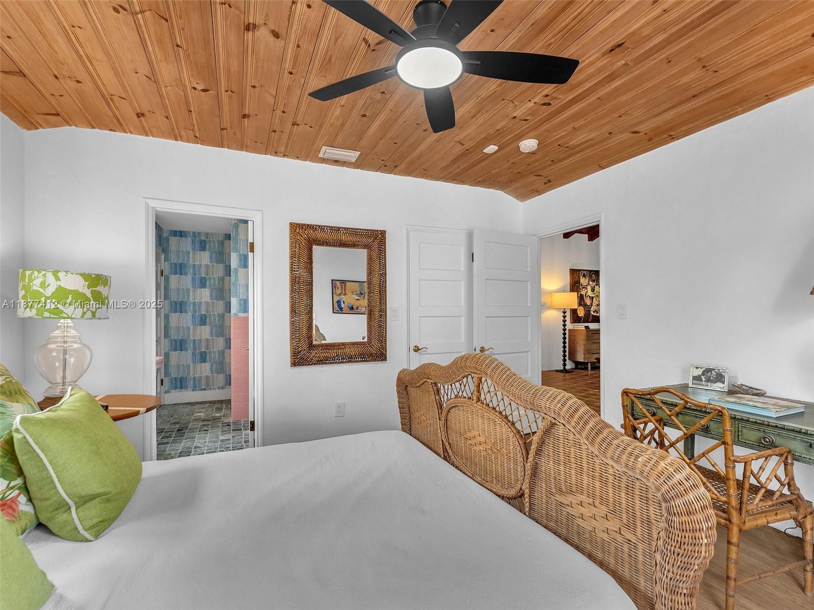 Hollywood, Florida, 33019, United States, 4 Bedrooms Bedrooms, ,6 BathroomsBathrooms,Residential,Active,1946512