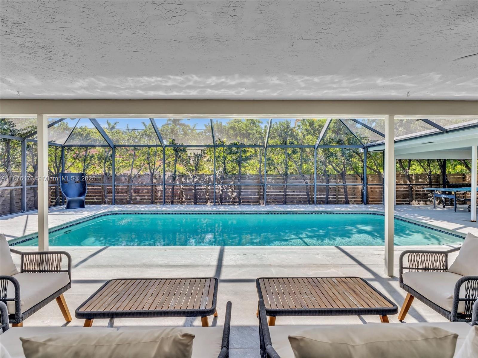 Hollywood, Florida, 33019, United States, 5 Bedrooms Bedrooms, ,4 BathroomsBathrooms,Residential,Active,1942387