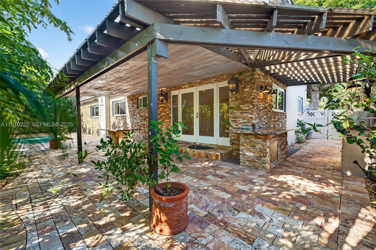 Pompano Beach, Florida, 33062, United States, 4 Bedrooms Bedrooms, ,3 BathroomsBathrooms,Residential,Active,2001345