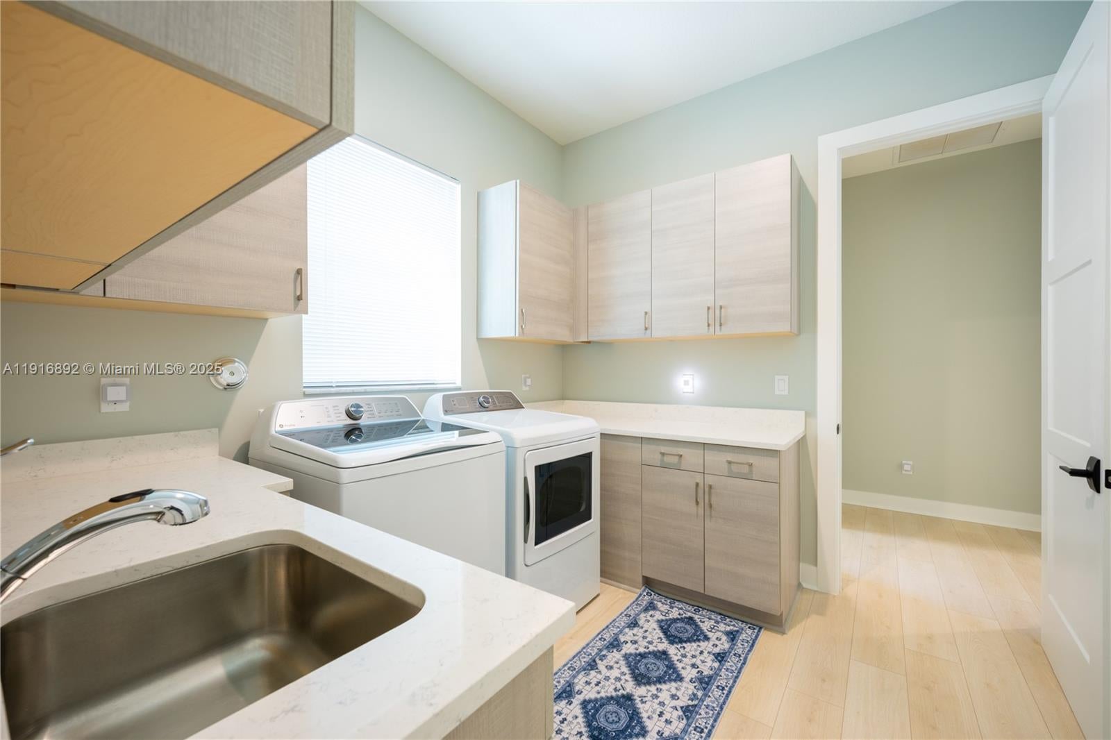 Palm Beach Gardens, Florida, 33418, United States, 5 Bedrooms Bedrooms, ,5 BathroomsBathrooms,Residential,Active,1995255