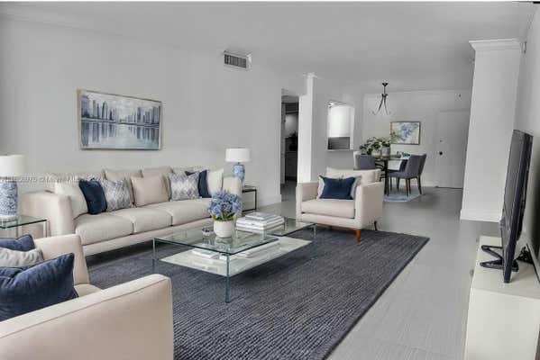 5600 COLLINS AVE APT 15B, MIAMI BEACH, FL 33140 - Image 1