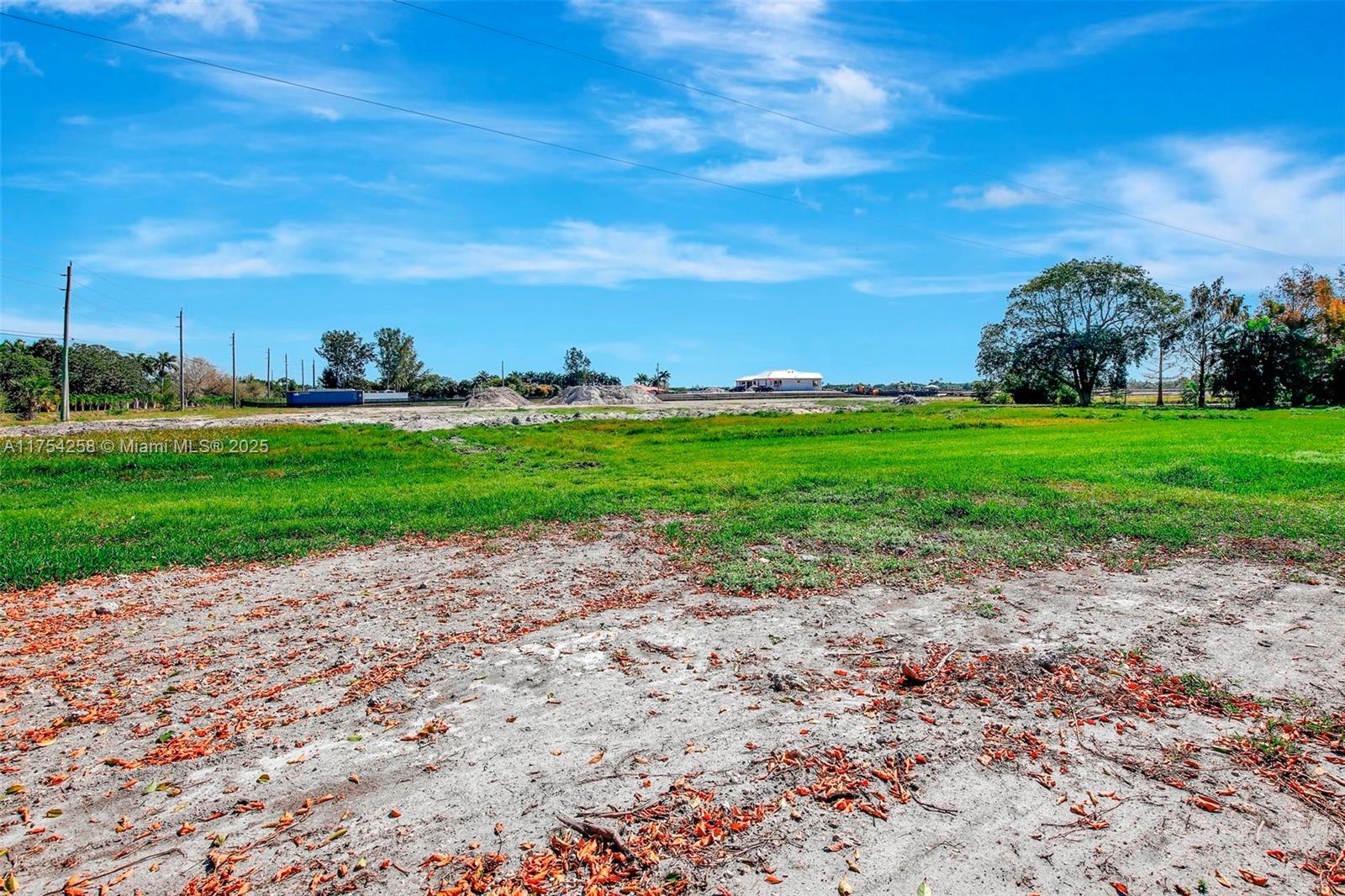 Miramar, Florida, 33027, United States, 5 Bedrooms Bedrooms, ,5 BathroomsBathrooms,Residential,Active,1718866