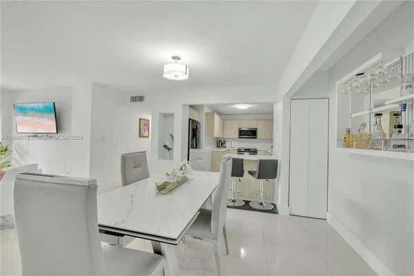 8889 FONTAINEBLEAU BLVD APT 210, MIAMI, FL 33172, photo 4 of 33