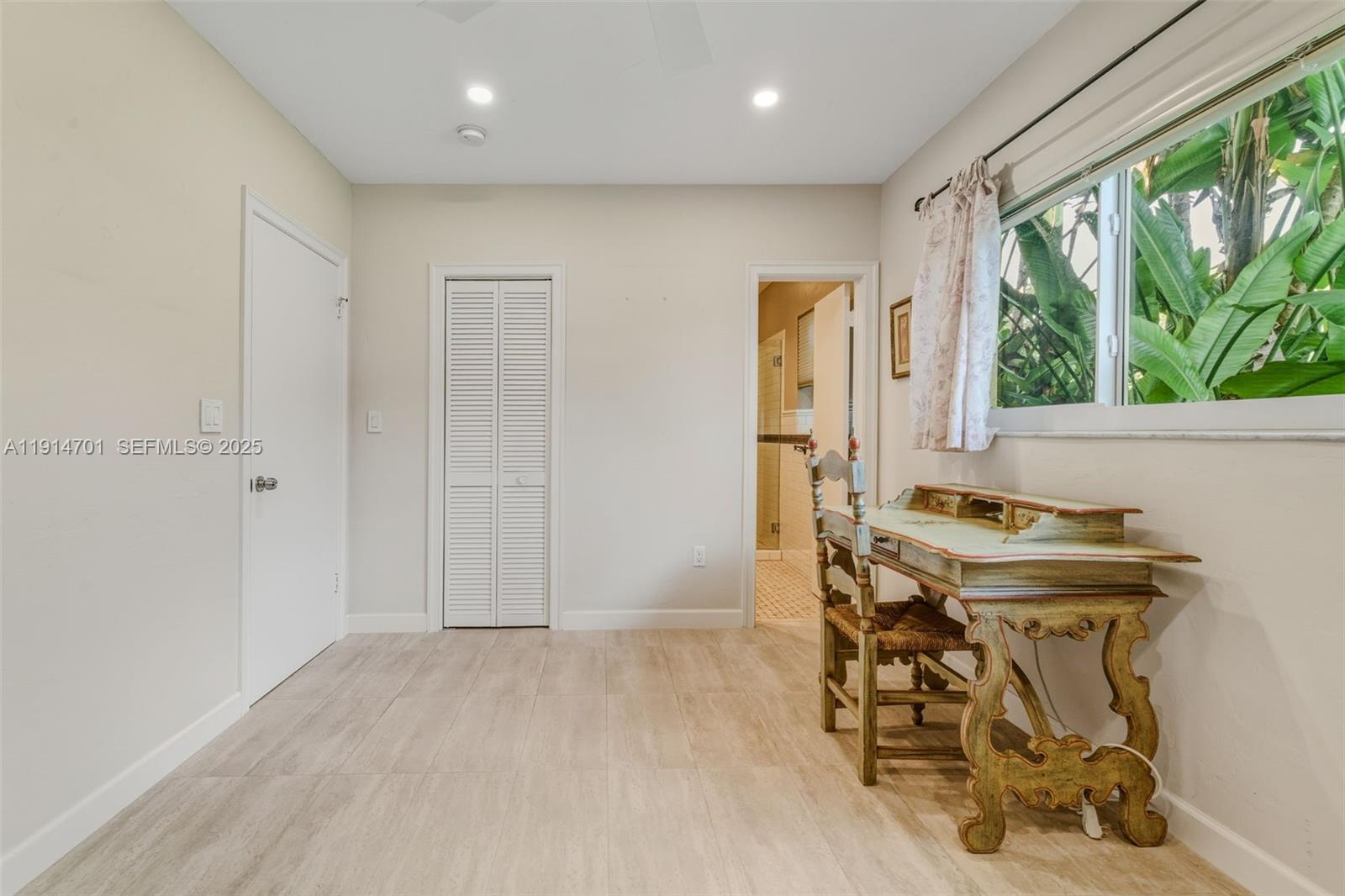 Miami, Florida, 33143, United States, 4 Bedrooms Bedrooms, ,4 BathroomsBathrooms,Residential,Active,1999929