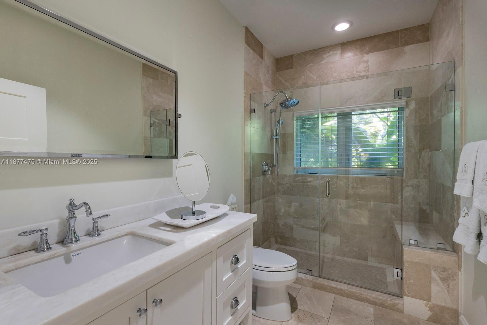 Pinecrest, Florida, 33156, United States, 4 Bedrooms Bedrooms, ,4 BathroomsBathrooms,Residential,Active,1944078