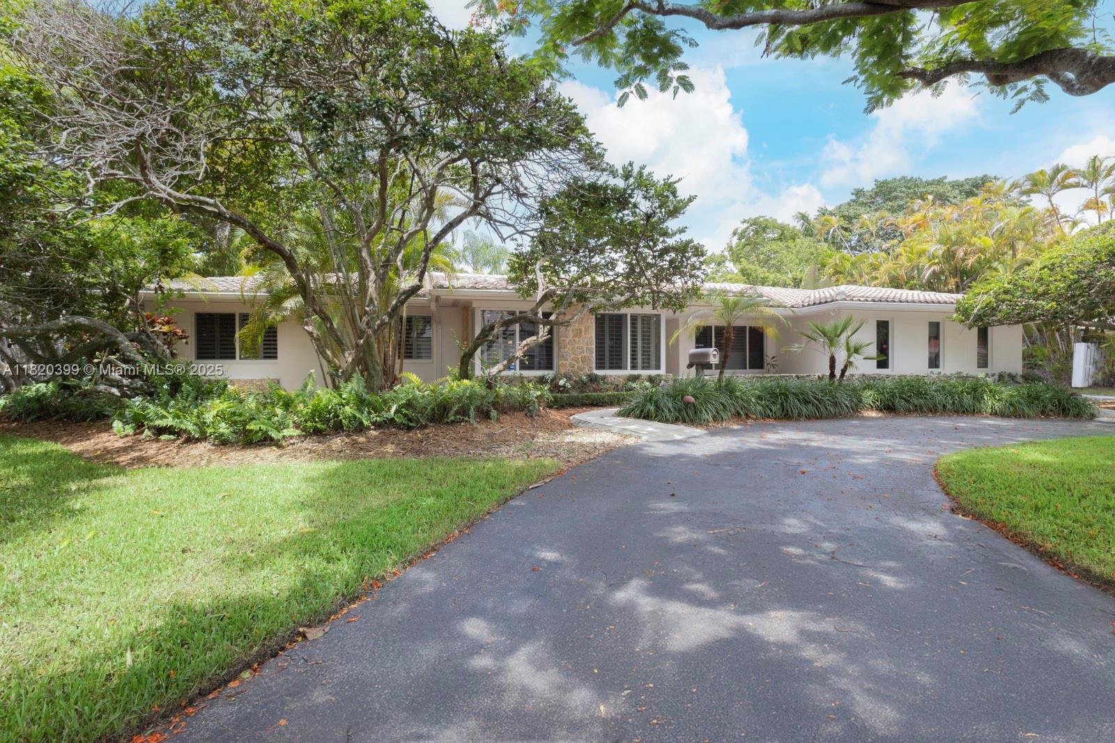 Pinecrest, Florida, 33156, United States, 4 Bedrooms Bedrooms, ,3 BathroomsBathrooms,Residential,Active,1990657