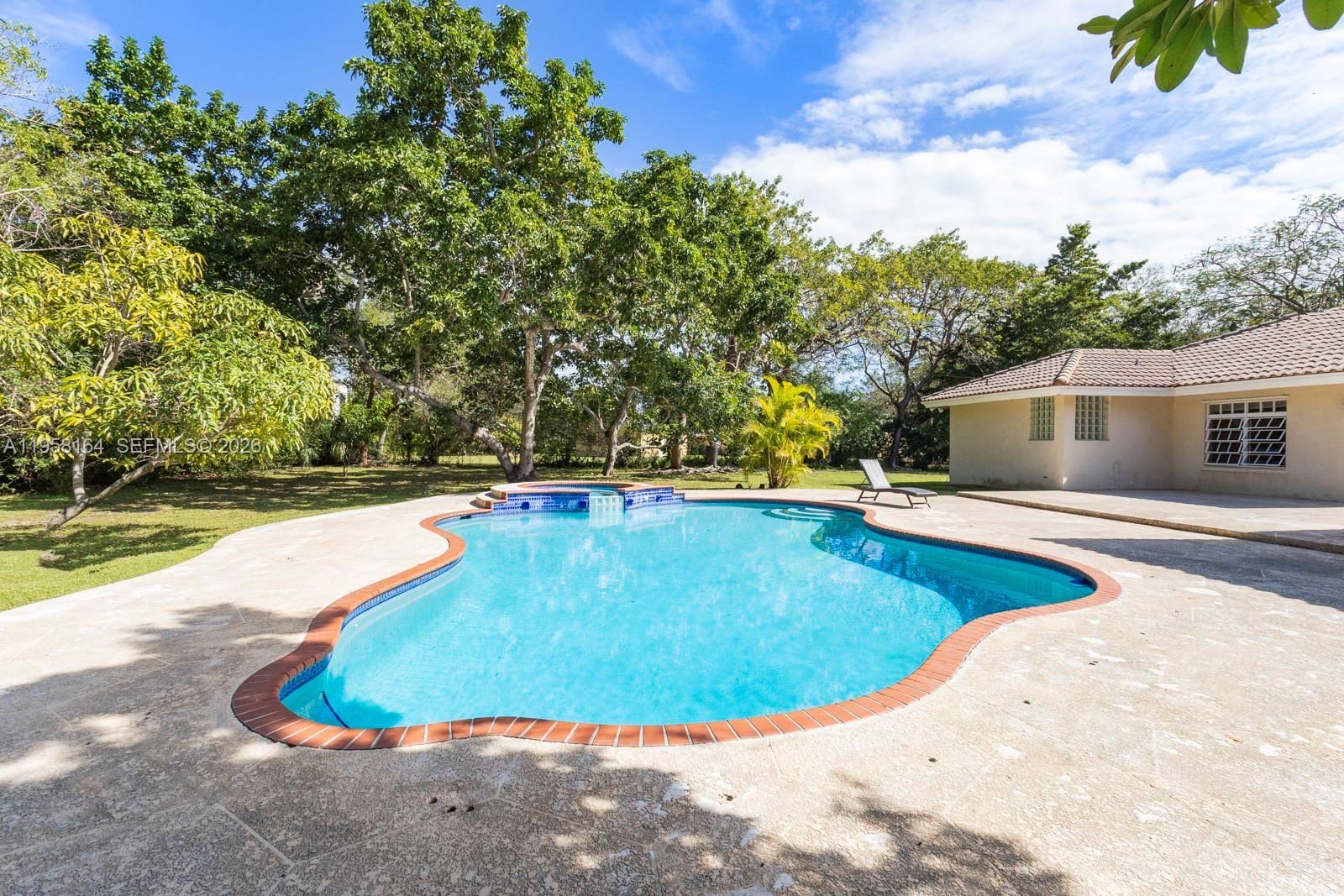 Pinecrest, Florida, 33156, United States, 5 Bedrooms Bedrooms, ,4 BathroomsBathrooms,Residential,Active,2015225