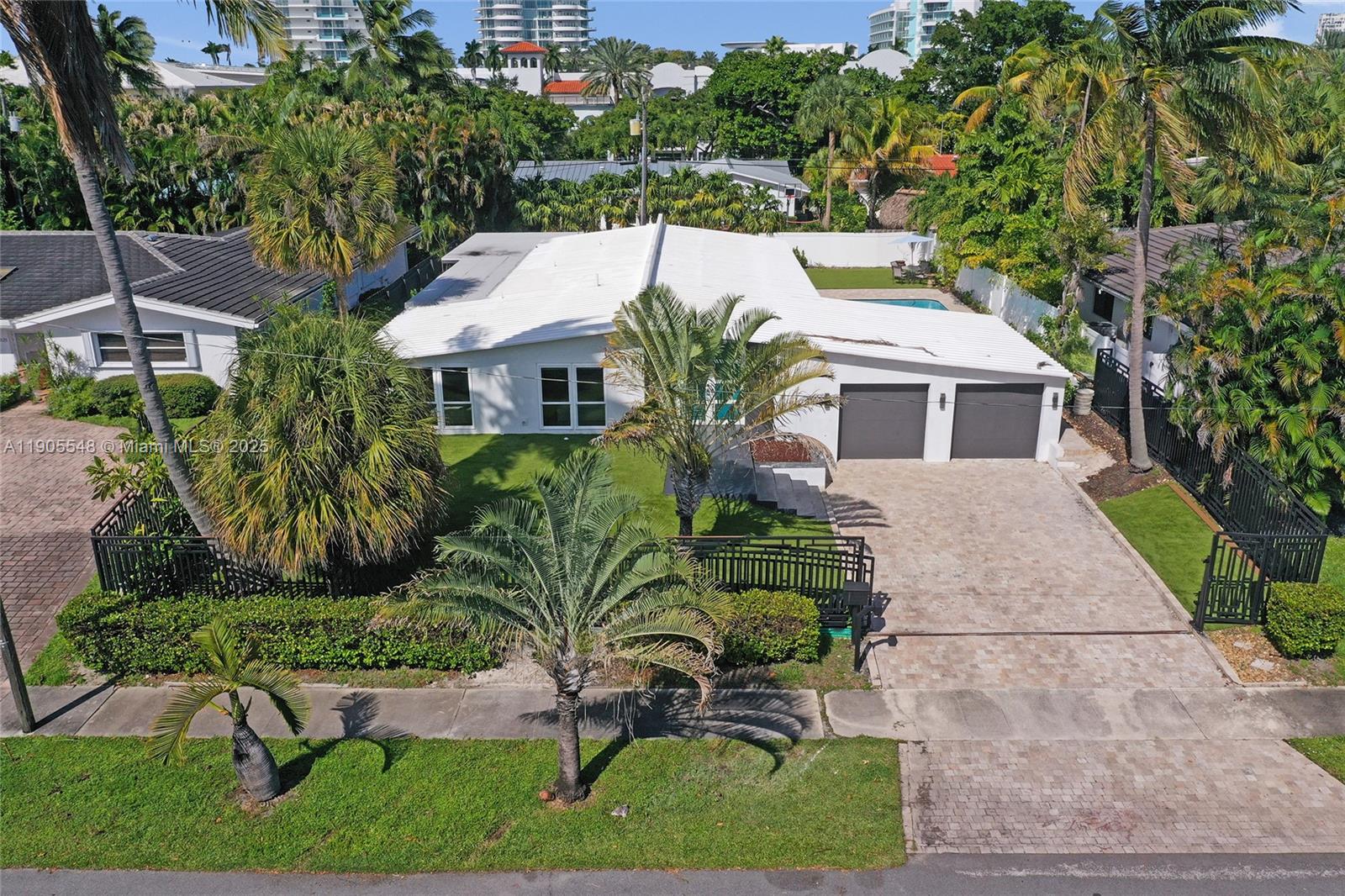 Fort Lauderdale, Florida, 33316, United States, 4 Bedrooms Bedrooms, ,3 BathroomsBathrooms,Residential,Active,1972183
