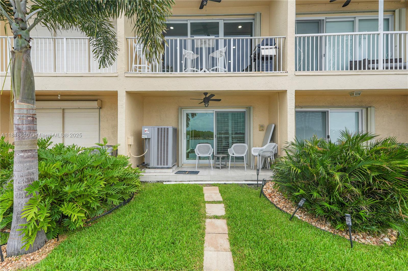 Hollywood, Florida, 33019, United States, 3 Bedrooms Bedrooms, ,4 BathroomsBathrooms,Residential,Active,1852751
