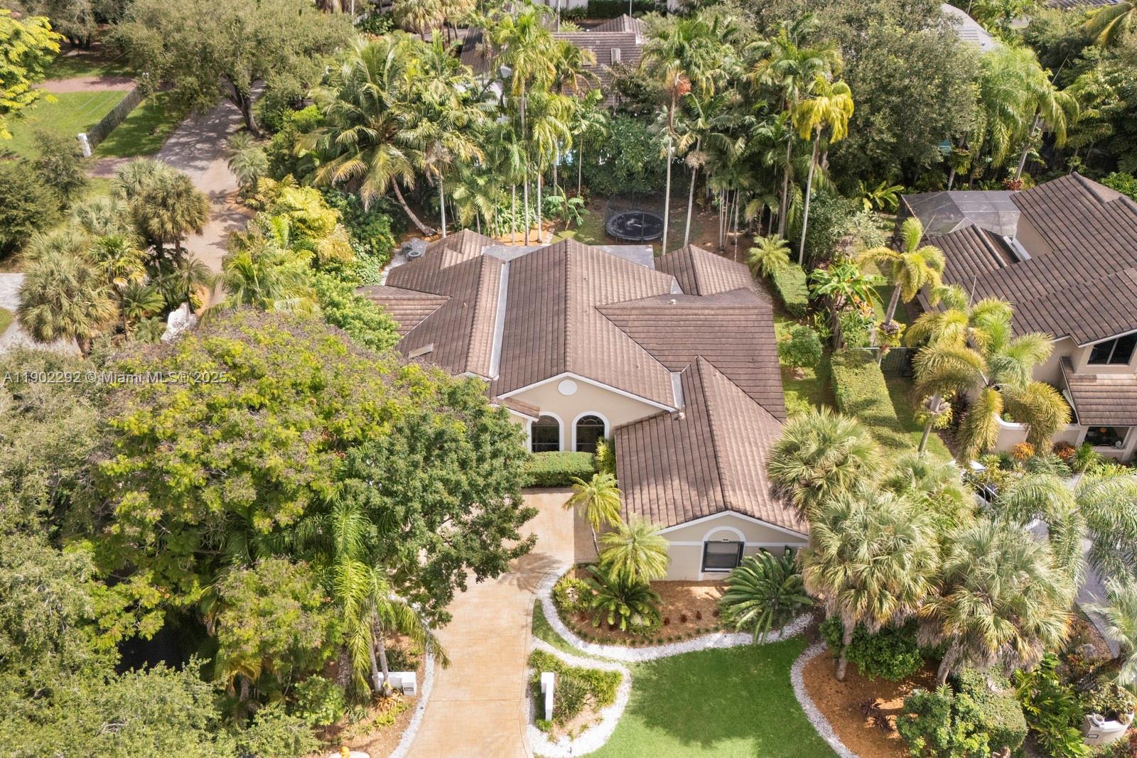 Pinecrest, Florida, 33156, United States, 4 Bedrooms Bedrooms, ,3 BathroomsBathrooms,Residential,Active,1969653