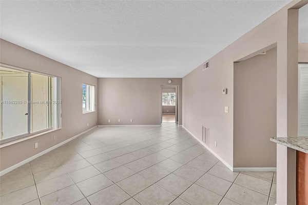 4844 SABLE PINE CIR APT C1, WEST PALM BEACH, FL 33417 - Image 1