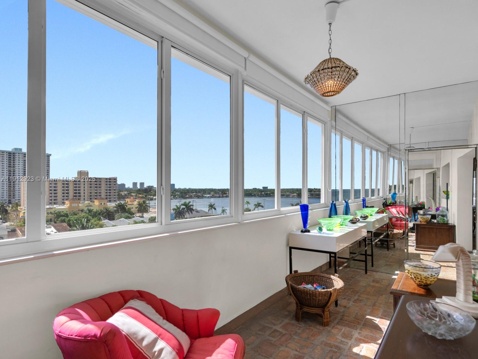 Hollywood, Florida, 33019, United States, 3 Bedrooms Bedrooms, ,3 BathroomsBathrooms,Residential,Active,1992553