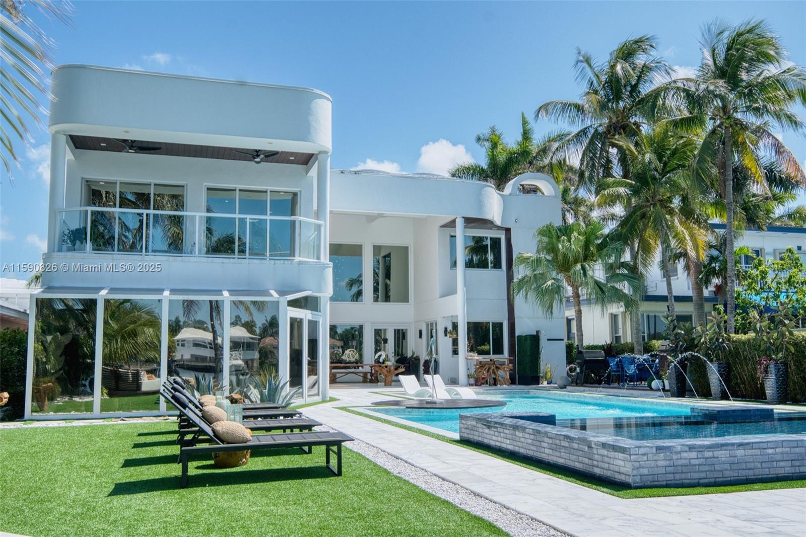 Hollywood, Florida, 33019, United States, 6 Bedrooms Bedrooms, ,6 BathroomsBathrooms,Residential,Pending,1756815
