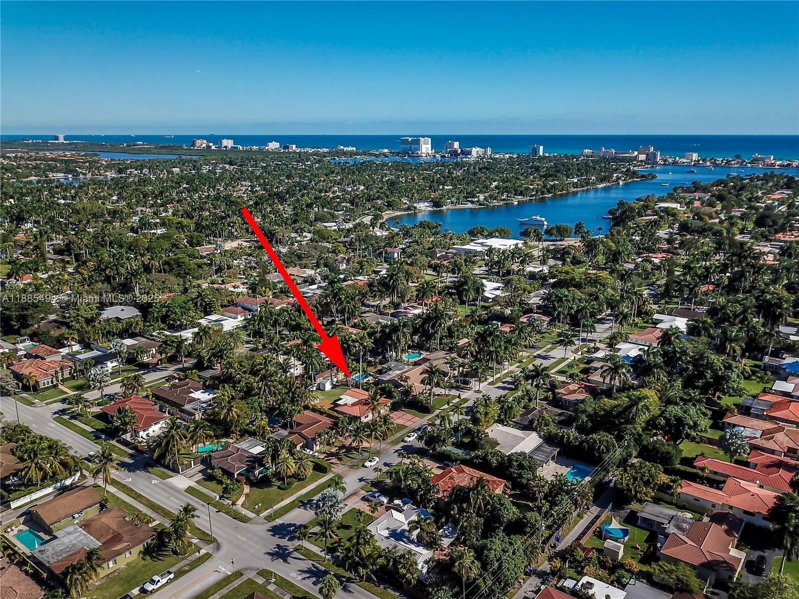 Hollywood, Florida, 33019, United States, 4 Bedrooms Bedrooms, ,4 BathroomsBathrooms,Residential,Active,1952986