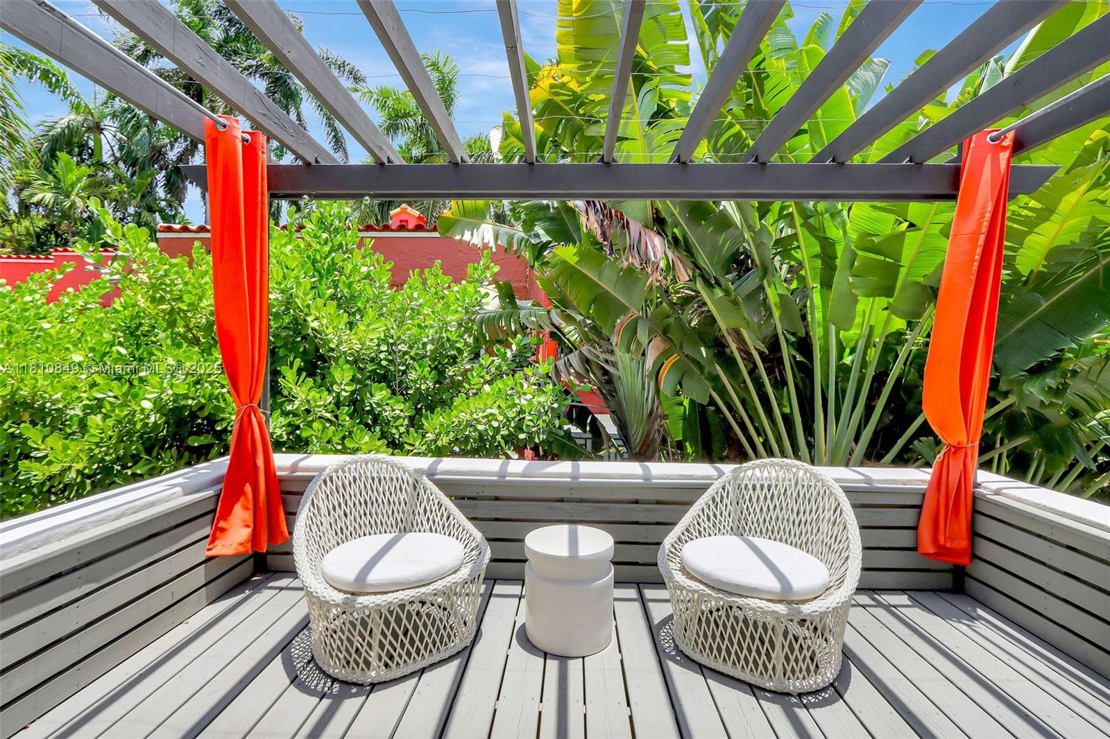 Coral Gables, Florida, 33134, United States, ,3 BathroomsBathrooms,Residential,Active,1829900