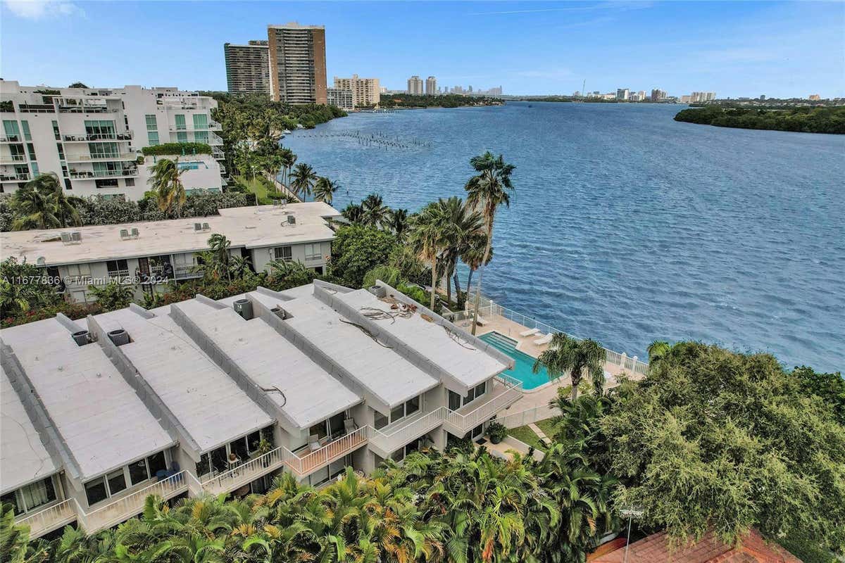 6011 N BAYSHORE DR APT 2, MIAMI, FL 33137, photo 1 of 52