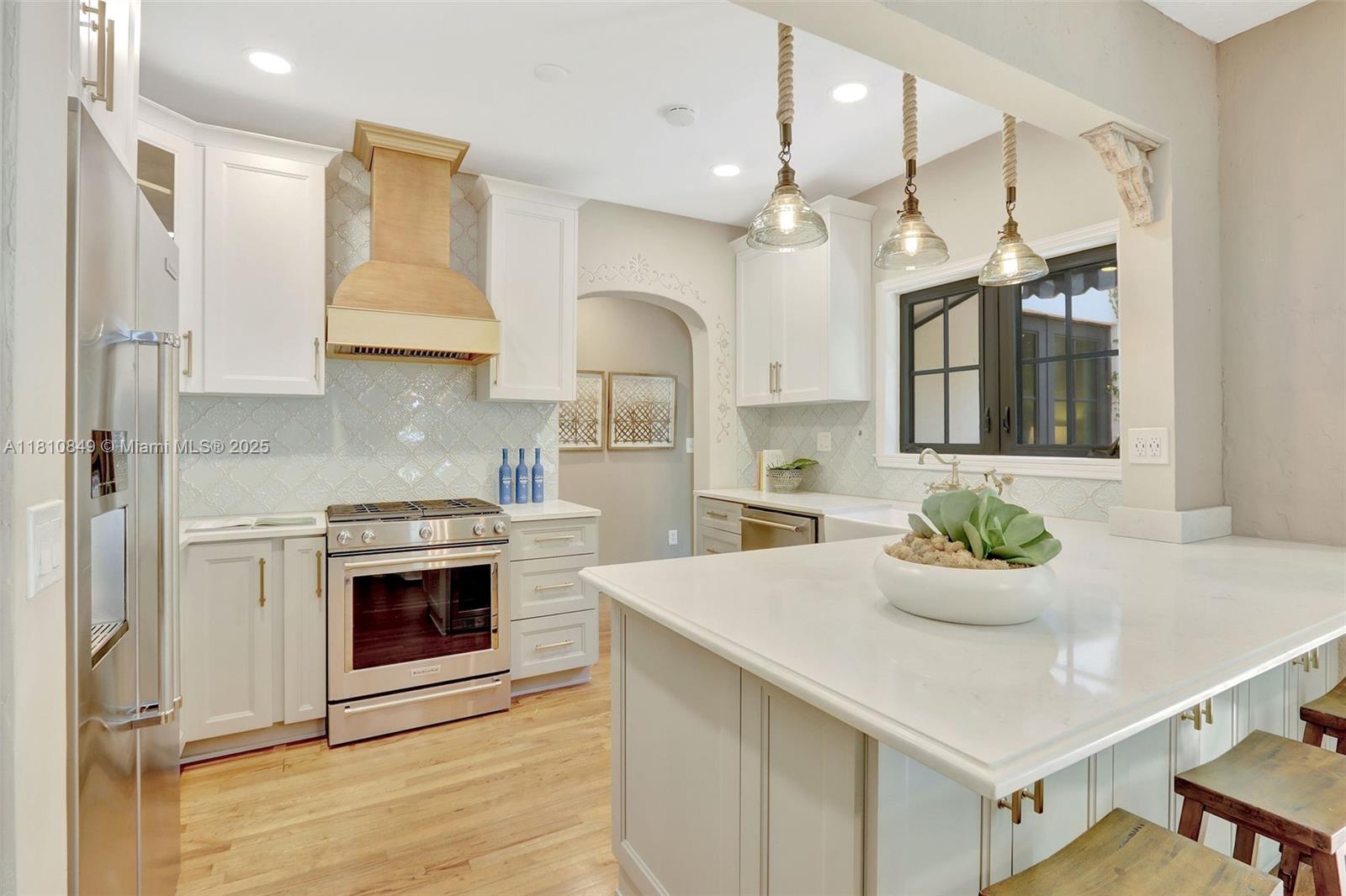 Coral Gables, Florida, 33134, United States, ,3 BathroomsBathrooms,Residential,Active,1829900