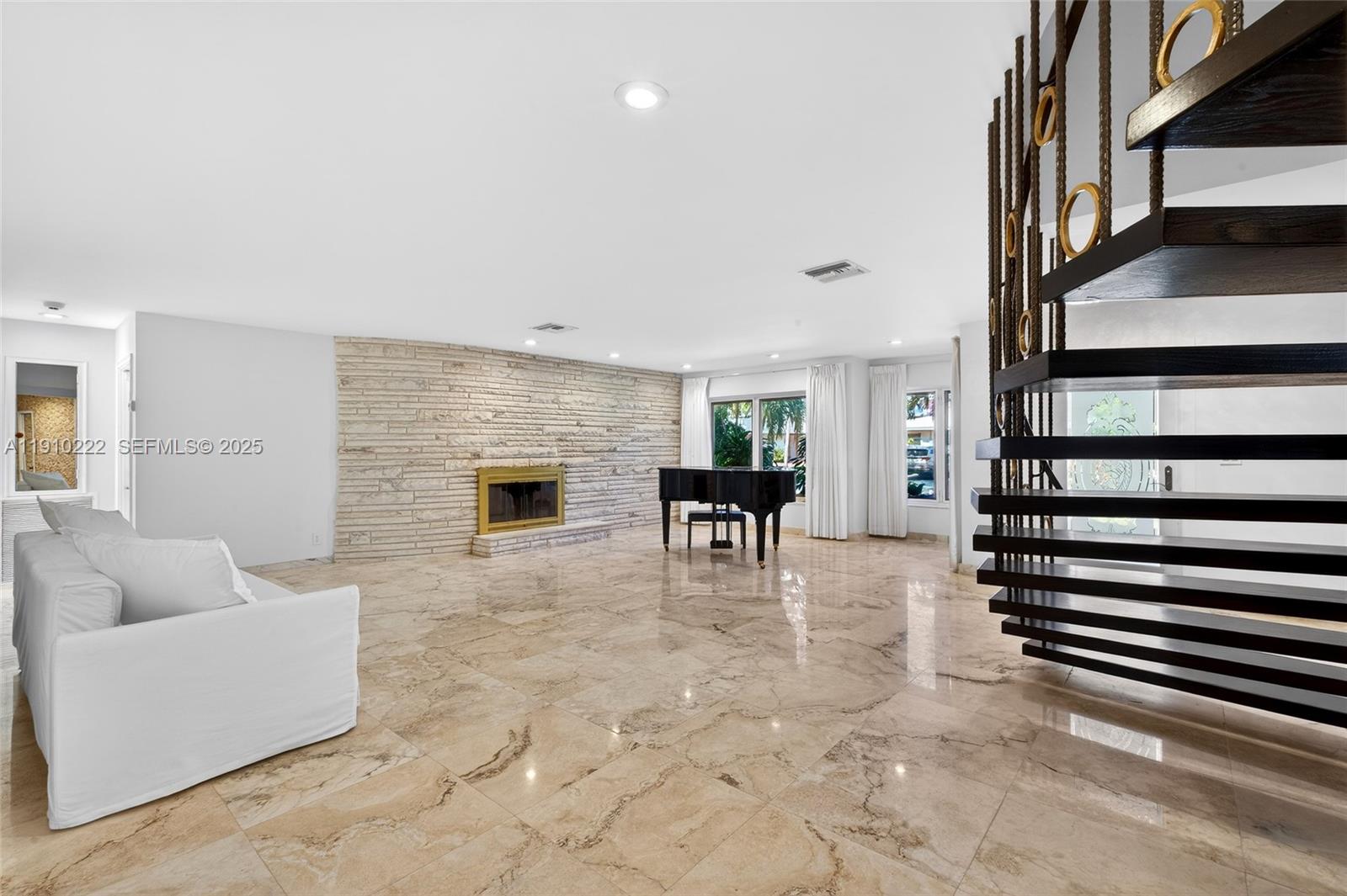 Pompano Beach, Florida, 33062, United States, 4 Bedrooms Bedrooms, ,3 BathroomsBathrooms,Residential,Active,2001345