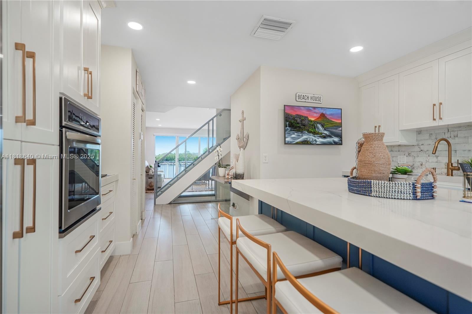 Hollywood, Florida, 33019, United States, 3 Bedrooms Bedrooms, ,4 BathroomsBathrooms,Residential,Active,1852751