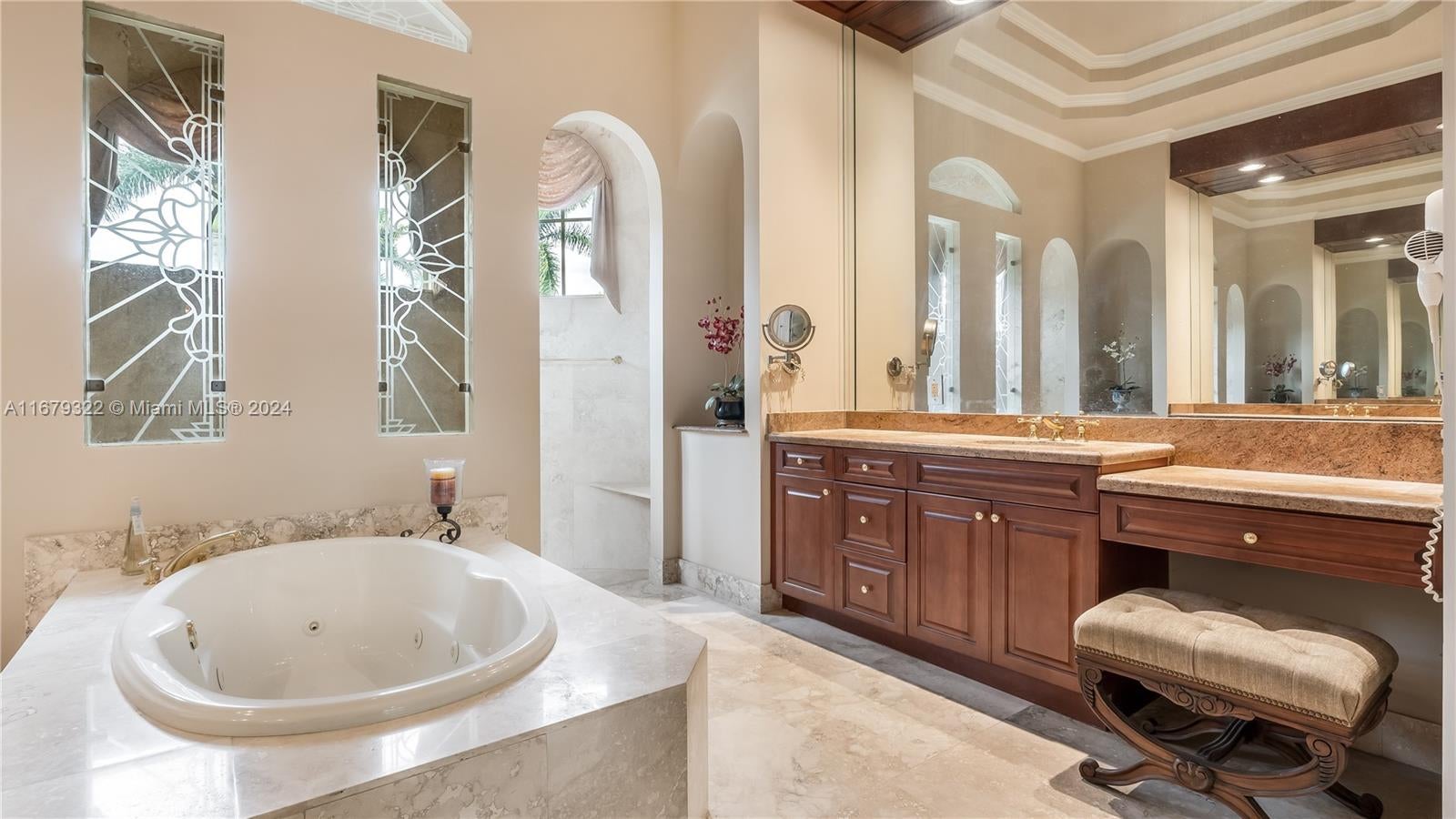 Davie, Florida, 33330, United States, ,6 BathroomsBathrooms,Residential,Active,1704070