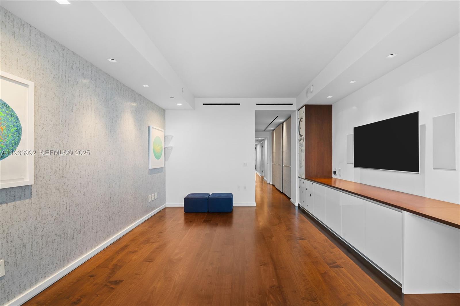 Bal Harbour, Florida, 33154, United States, 3 Bedrooms Bedrooms, ,4 BathroomsBathrooms,Residential,Active,2007290