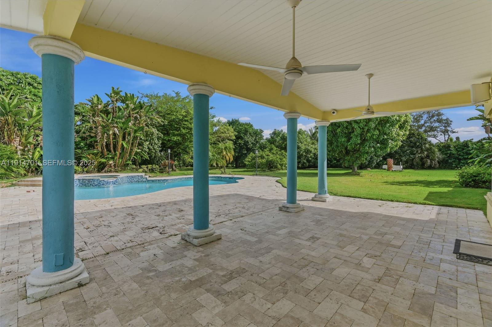 Miami, Florida, 33143, United States, 4 Bedrooms Bedrooms, ,4 BathroomsBathrooms,Residential,Active,1999929