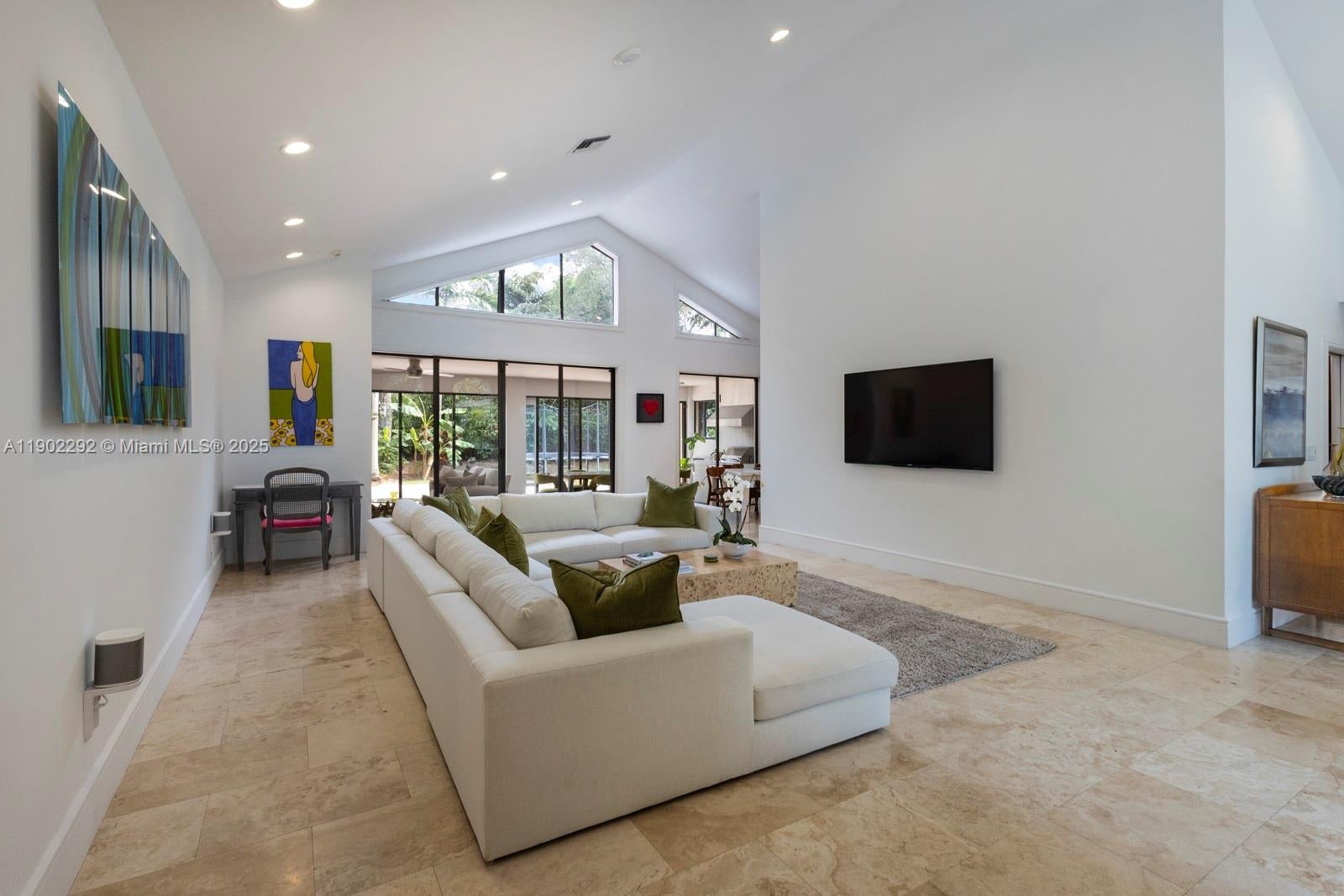 Pinecrest, Florida, 33156, United States, 4 Bedrooms Bedrooms, ,3 BathroomsBathrooms,Residential,Active,1969653