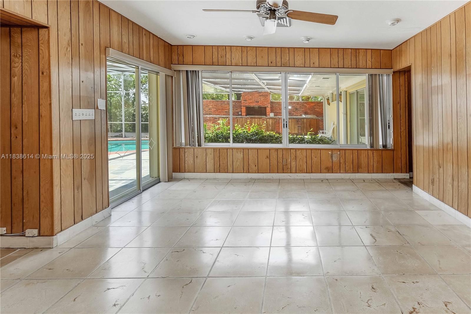 Hollywood, Florida, 33019, United States, 4 Bedrooms Bedrooms, ,4 BathroomsBathrooms,Residential,Active,1892394