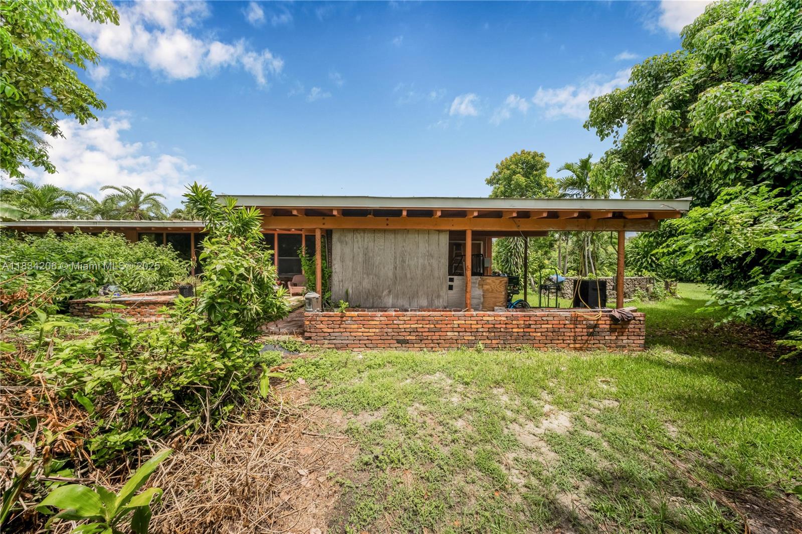 Pinecrest, Florida, 33156, United States, 3 Bedrooms Bedrooms, ,2 BathroomsBathrooms,Residential,Active,1884905