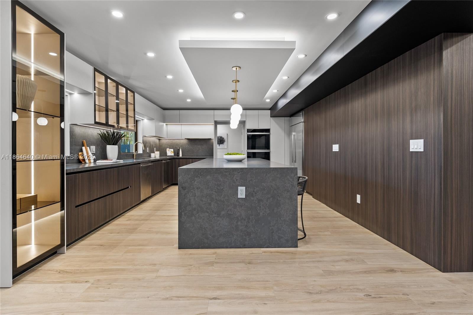 Fort Lauderdale, Florida, 33308, United States, 5 Bedrooms Bedrooms, ,4 BathroomsBathrooms,Residential,Active,1927651