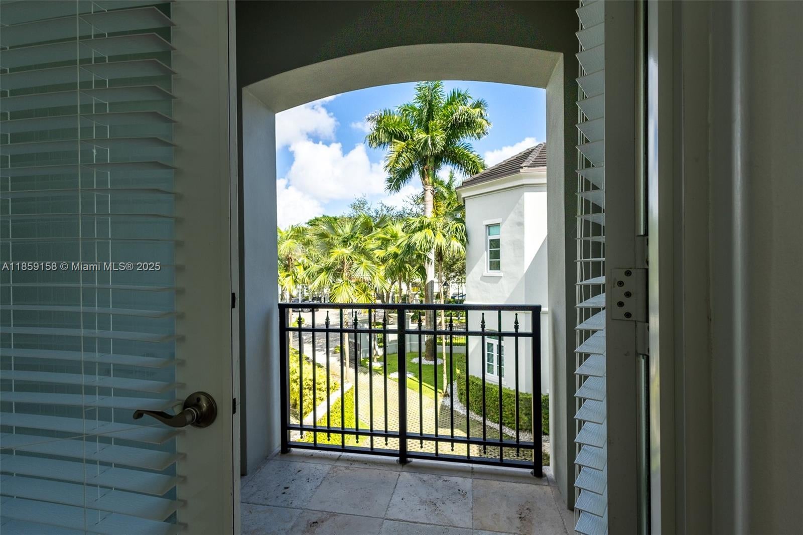 Pinecrest, Florida, 33156, United States, 4 Bedrooms Bedrooms, ,5 BathroomsBathrooms,Residential,Active,2002665