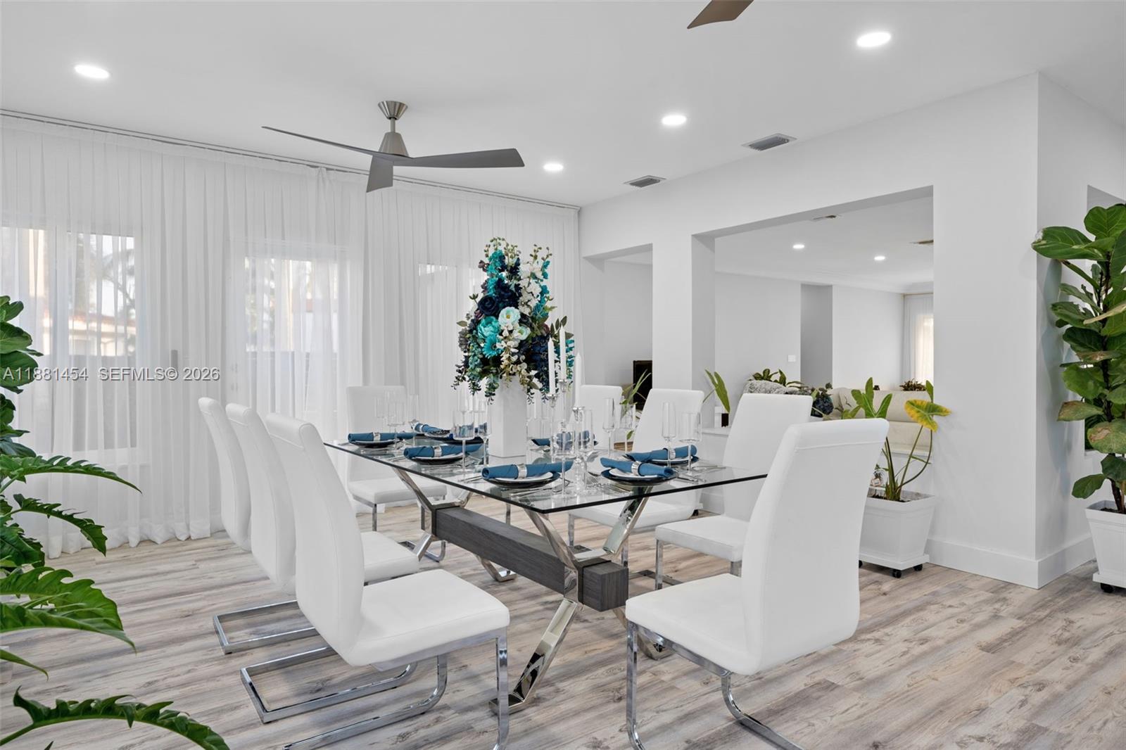 Hollywood, Florida, 33019, United States, 3 Bedrooms Bedrooms, ,3 BathroomsBathrooms,Residential,Active,1998579