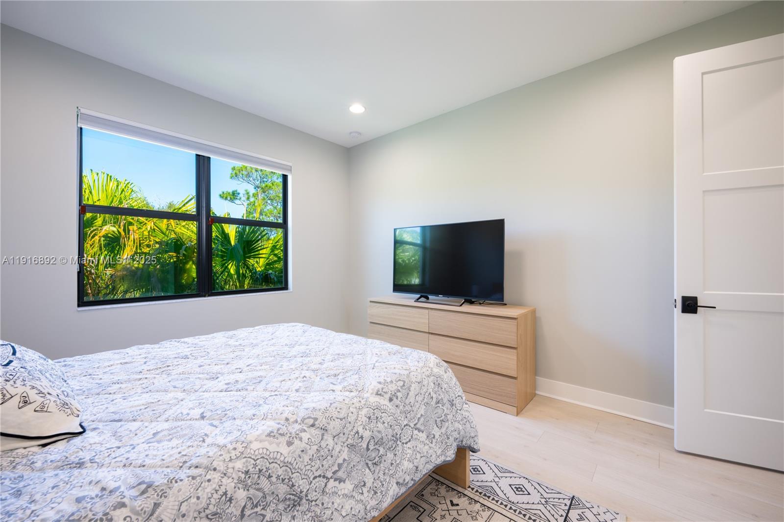 Palm Beach Gardens, Florida, 33418, United States, 5 Bedrooms Bedrooms, ,5 BathroomsBathrooms,Residential,Active,1995255